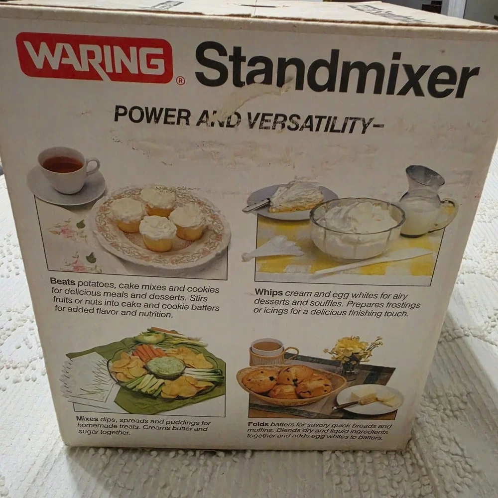 Vintage Waring Stand/Hand Mixer HS888-1 6-Speed w/ Glass Bowl & Stand NEW
